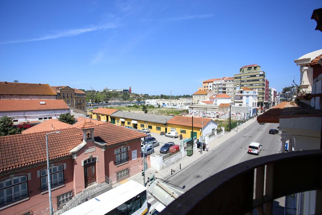 Residencial Aviz Hotel Coimbra Exterior photo